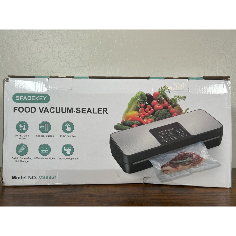 Spacekey‎ Food Vacuum Sealer VS8861 Silver Black Dry Moist Modes Built-in Cutter